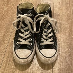 Black Converse Size 5